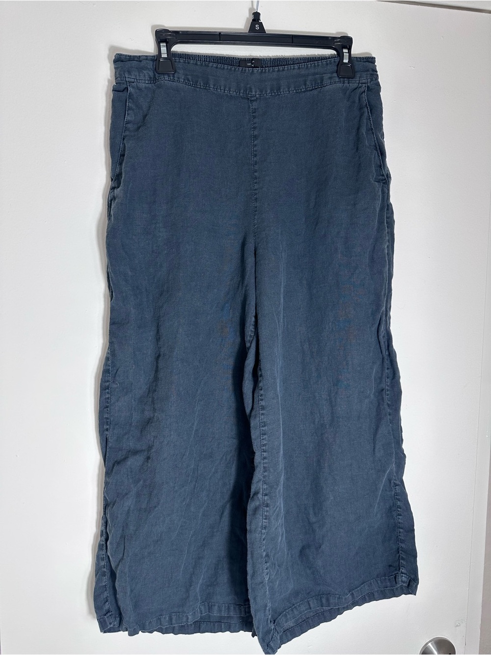 Wide-Leg Cropped Pants in 100% Linen
